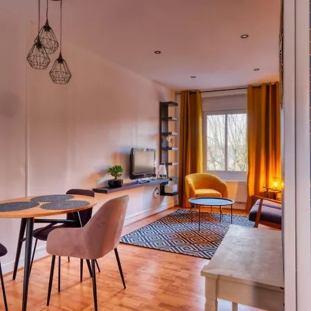 Lnbnb * Appartement Cosy * Peronne Centre * Face Au Chateau Exterior foto
